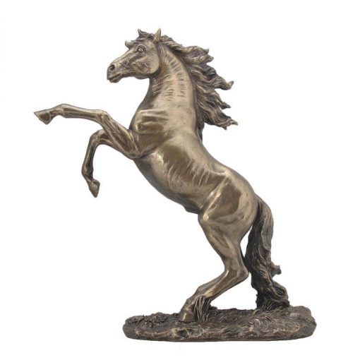 Veronese ágaskodó ló szobor