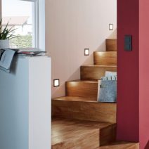 Falba építhető lámpa